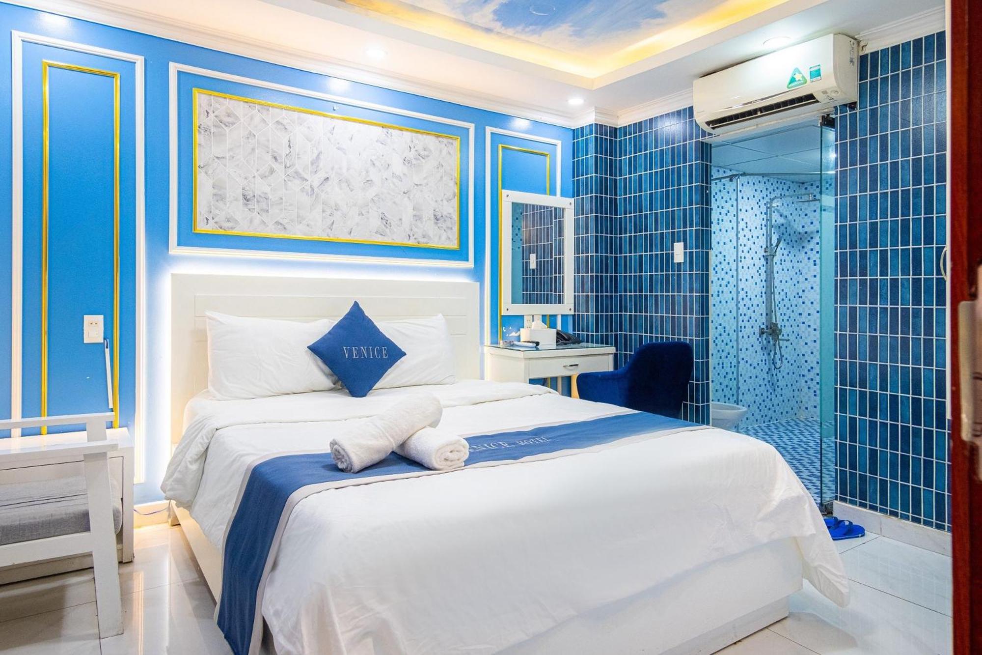 RedDoorz Venice Hotel Ho Chi Minh-stad Buitenkant foto
